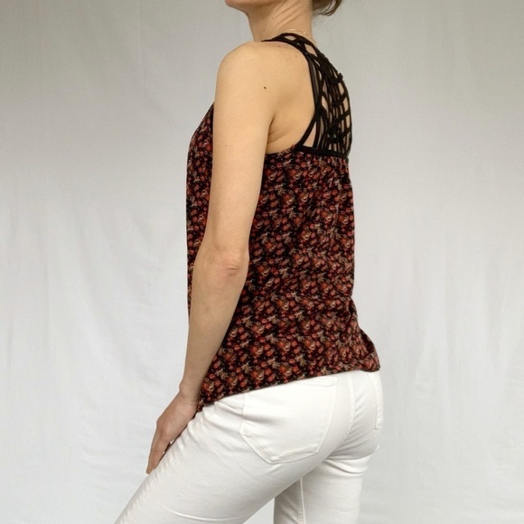 Limité floral roses criss cross back tank top fits S black and red woman - Picture 15 of 16